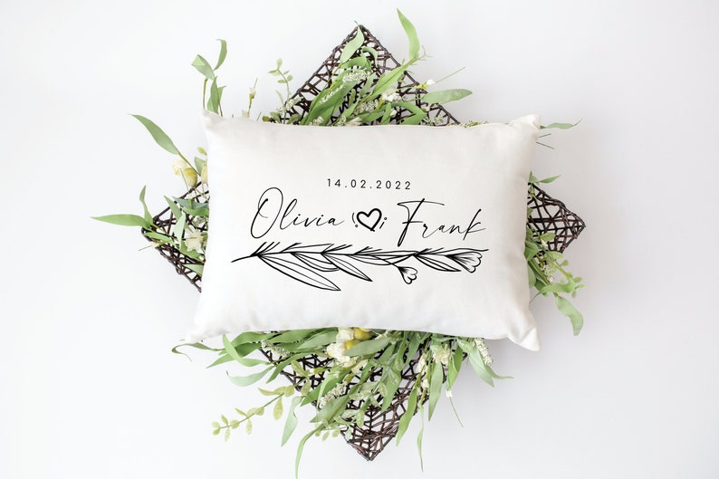 Custom Pillow, Personalized Wedding Gift, Wedding Pillow, Personalized Pillow, Engagement Gift, Newlywed Gift, Anniversary Gift, Couple Gift