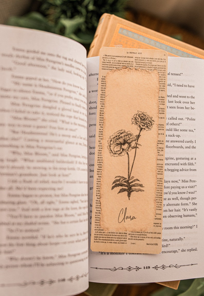 Personalized Birth Flower Bookmark with Name, Laminated Personalized Bookmark