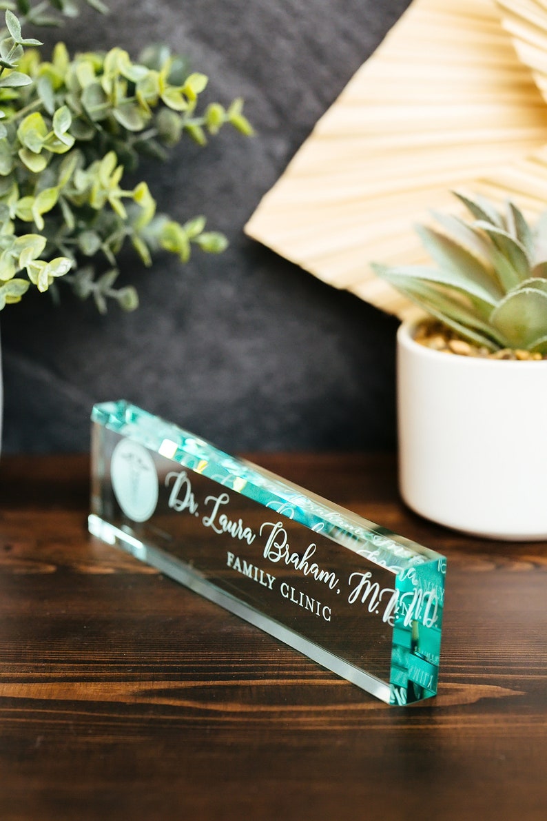 Physician MD Doctor Glass Office Desk Name Plate, Clear PA Surgeon Nameplate, Medical Practitioner Appreciation Gift, Med School Graduation