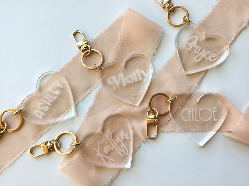 Custom acrylic name keychain/ Acrylic heart keychain/ Heart name keychain/ Name keychain/ Engraved name keychain/ Personalized name gift