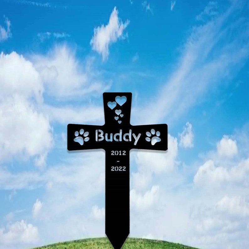 Custom Metal Pet Memorial Stake,Dog Paw Prints Grave Marker,Personalized Dog Cat Loss Gift,Cross Garden Stake for Loss of Pet,Dog Mom Gift