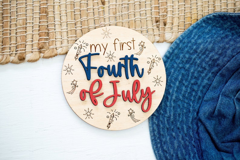 Wooden Milestone Baby Disc, Baby Milestone Cards, My First Holiday Milestones, My First Fourth of July Photo Props, Expecting Mom Gift