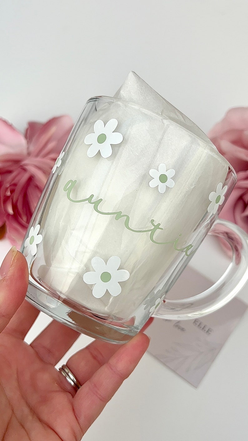 Personalised glass mug | Daisy mug | Mug with name | Glass mug | Mother s Day gift | Birthday gift | Personalised gift | Daisy and name mug