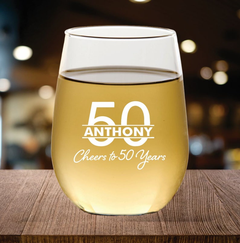 Birthday Custom Wine Glass Favors, Personalized Party Favor Birthday, Engraved Wine Glasses, 21, 30th, 50th, 60th for Woman