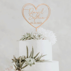 Wedding cake topper with a heart and a date, Personalized cake topper in a heart shape, Multiple colors available