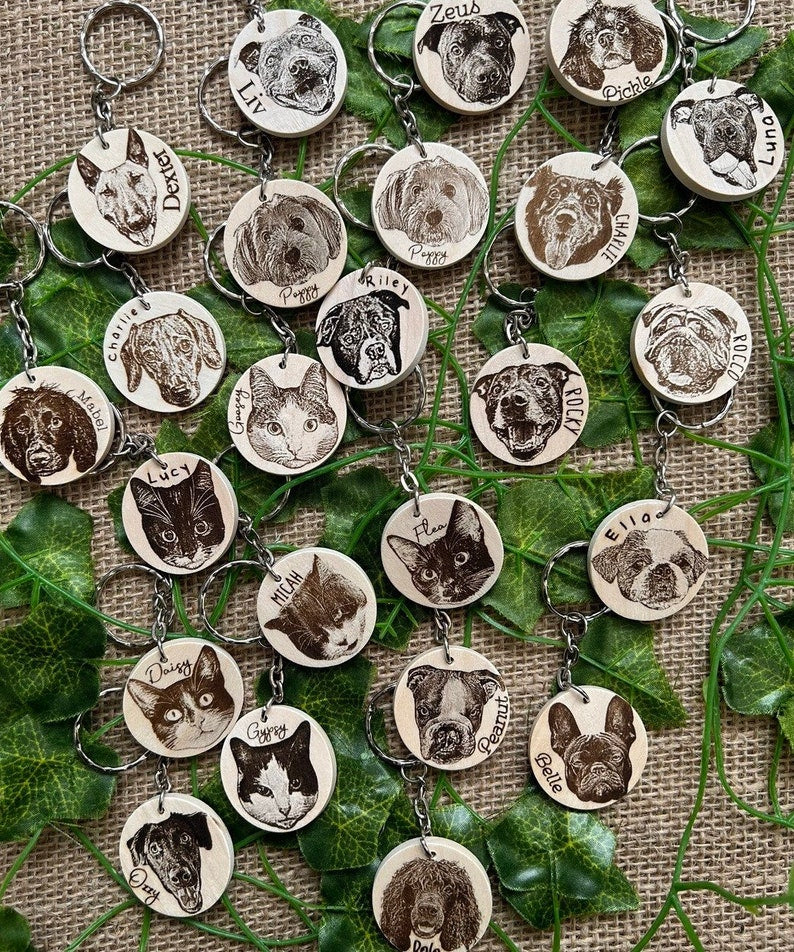Pet keyring, wooden pet engraved keychain, custom pet gift, Christmas present from dog, cat keyring, animal lover present, Dog mum, dog dad