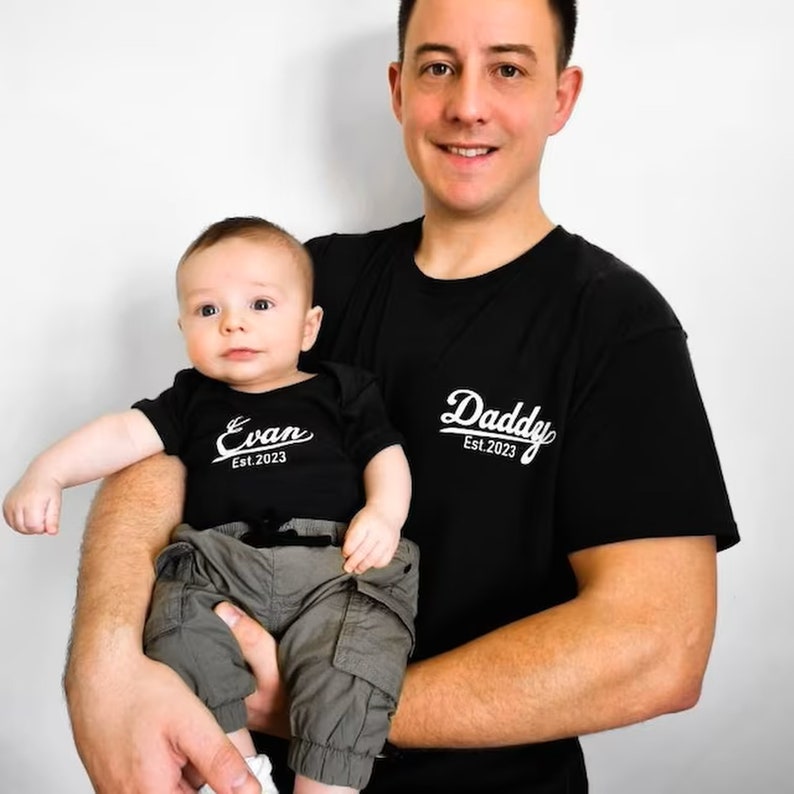 Personalised Daddy Baby Est Date, Dad and Baby Matching T-shirt Baby Vest, New Dad Gift, First Father's Day