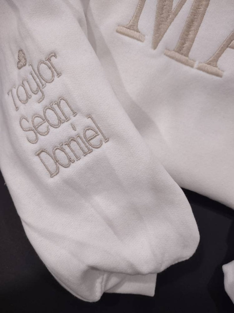 Dad sweatshirt, Dad Gift, Embroidered Dad Crewneck Kids Names Sweatshirt Pregnancy Reveal Gift for New dad Custom Shirt Father's Day Gift