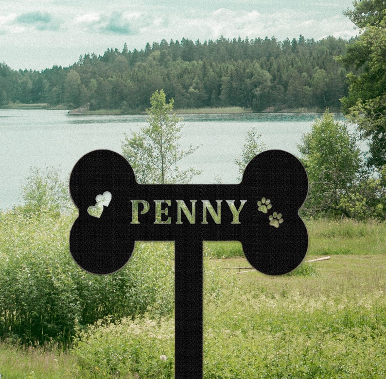 Custom Dog Bone Metal Garden Stake,Paw Prints Plaque,Pet Memorial Sign,Personalized Dog Loss Gift,Grave Marker for Loss of Pet,Dog Mom Gift