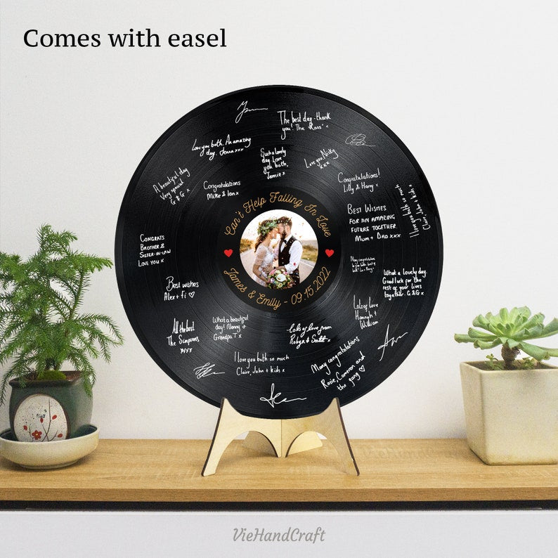Personalized Wedding Guest Book Alternative - Custom Record Guestbook Vinyl with Family Name & Title Song, Modern Wedding Decorations