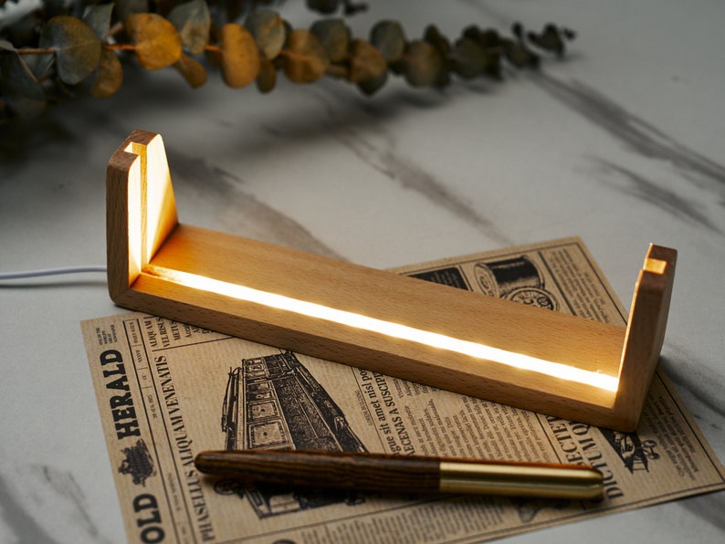 Personalized Desk Name Plate, Graduation Desk Name Plate,Graduation gift, Desk Accessories, Office Gifts for Boss Coworkers, New Job Gifts