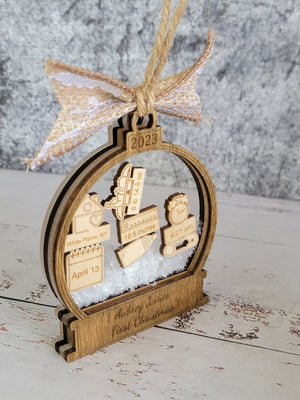 Baby's First Christmas Ornament AnY Year, Customized Babies 1st Christmas, Personalized Baby Name, Christmas Tree Ornaments, New Baby Gift
