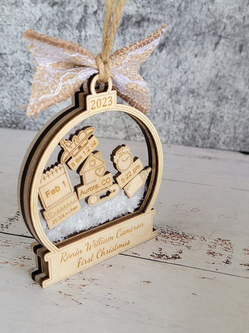 Baby's First Christmas Ornament AnY Year, Customized Babies 1st Christmas, Personalized Baby Name, Christmas Tree Ornaments, New Baby Gift