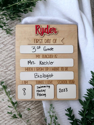 Personalized First Day of School Name Sign, Back to School memory, School milestone board, Gift for Kid, photo prop, kindergarten, Pre-K