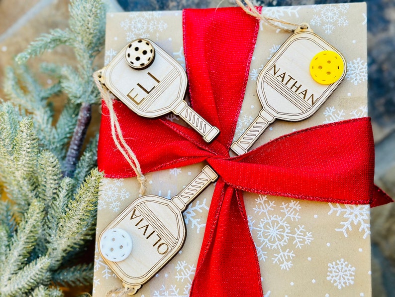 Pickleball Ornament Personalized - Pickleball Personalized Gifts - Wooden Christmas Ornament - Sports Christmas Personalized - Player Gifts