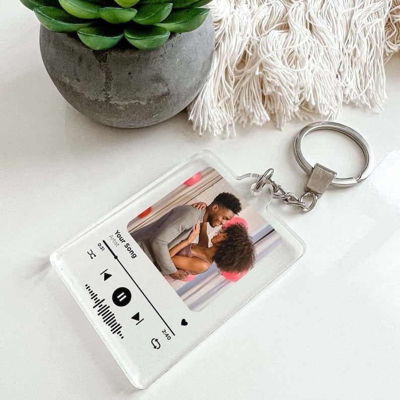 Custom Spotify keychain | Personalized Photo Keychain | Custom Song Plaque Keychain | Keychain For Lovers Friends Couple Wedding Anniversary