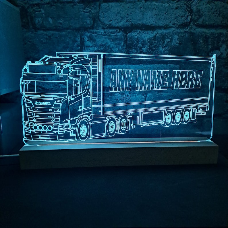 Personalised Lorry with Trailer LED Lamp, Scan Lorry with Trailer, Personalised Truck, Truck with Trailer, Lorry Gift, Trucker Gift, Light
