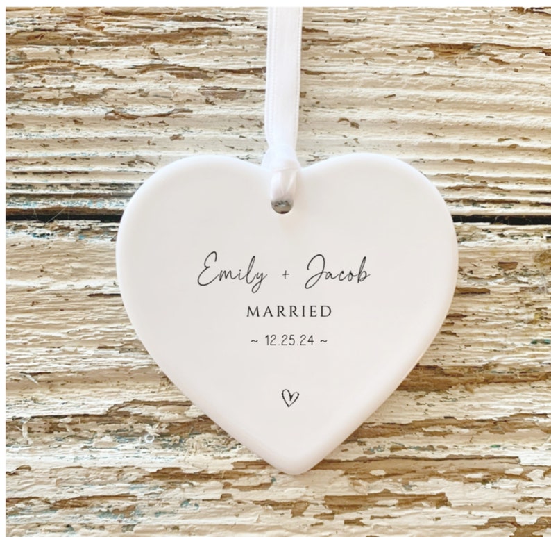 Married Ornament Wedding Gift Wedding Date ornament Calendar Anniversary Gift Our First Christmas Newlywed Gift Engagement Gift