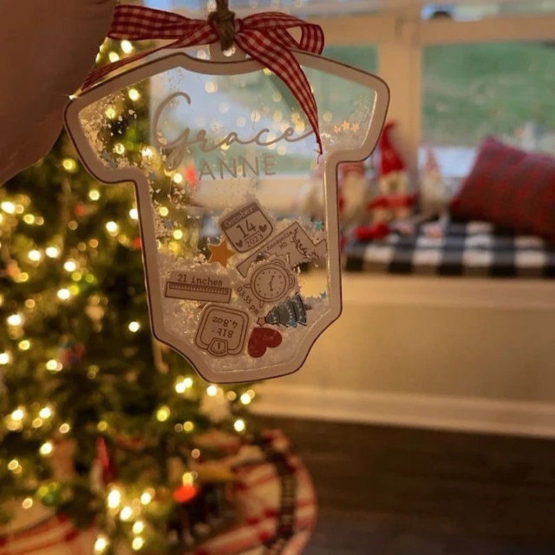 Baby's First Christmas Ornament, Baby 1st Christmas Ornament, Custom Baby Name, Custom Newborn Gift, 4D Shake Babies Ornament, Baby Keepsake
