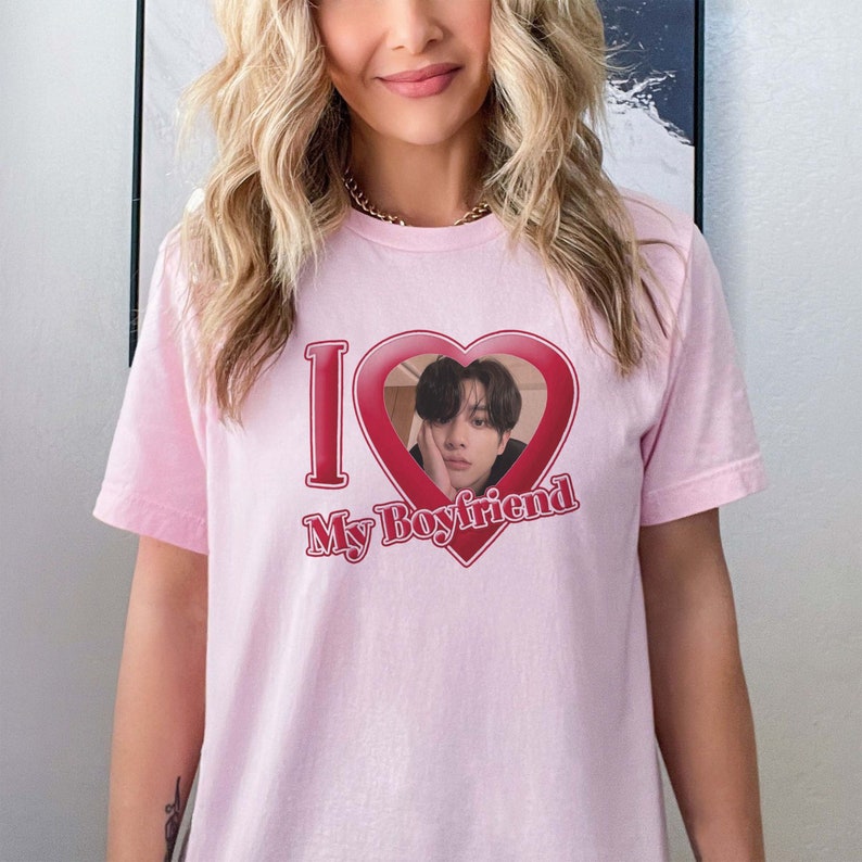 Personalized I Love My Boyfriend/Girlfriend Custom Photo T-Shirt, Customizable I Love My Boyfriend Shirt, Kpop Shirt, Gift for Kpop Fan