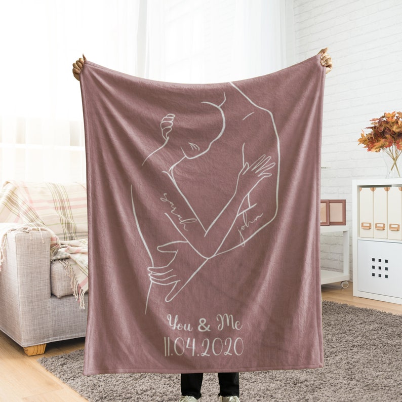 Personalized Couple Name Blanket, Custom Couple Throw Anniversary Bridal Shower Valentine's Day Gift for Her Him Boy/Girlfriend Wife Husband