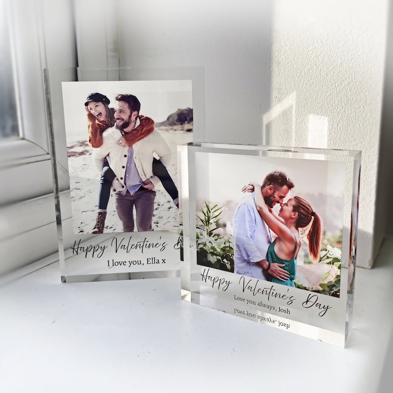Custom Acrylic Photo Gift - Personalised Valentine's Day Gift for Him/Her, Anniversary Photo Keepsake, Christmas, Wedding Gift for Couples