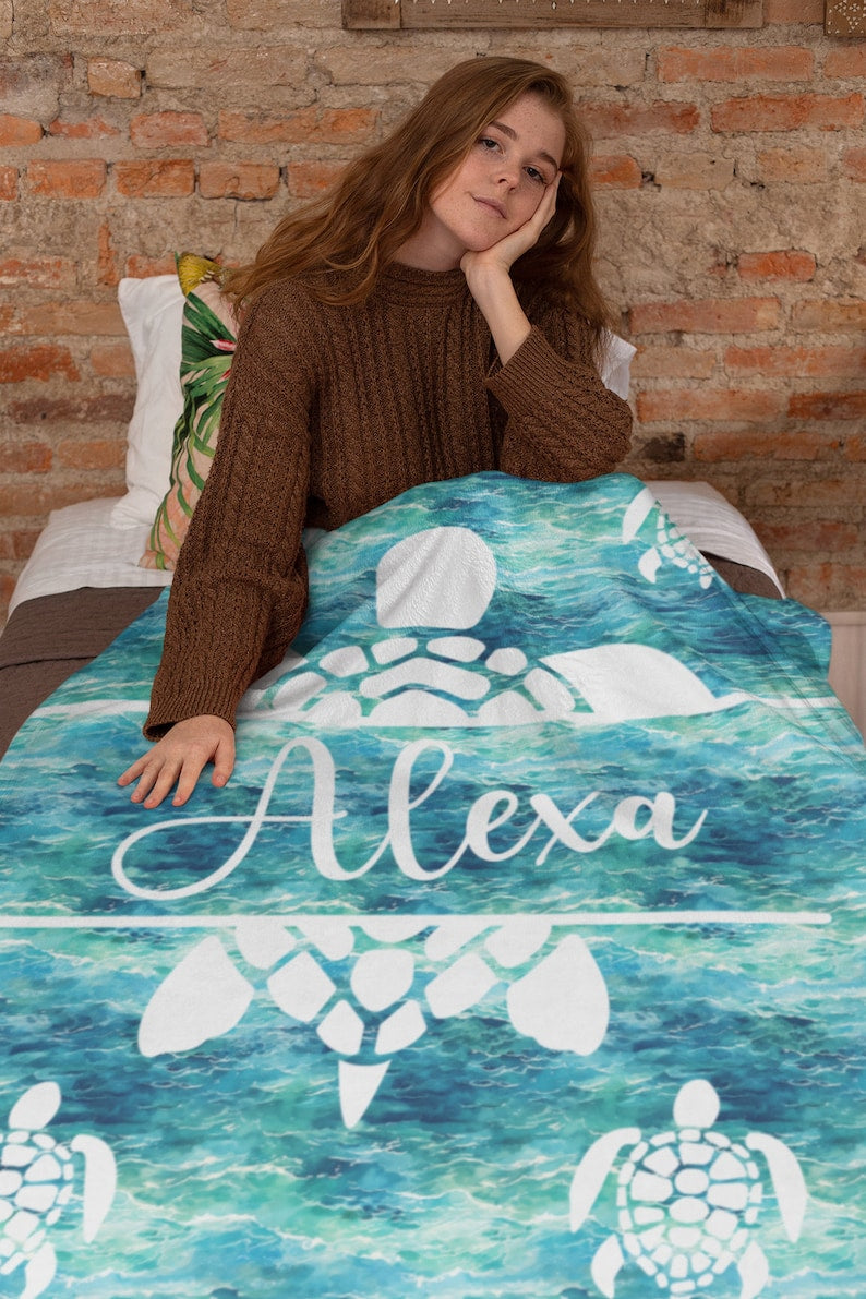 Personalized Sea Turtle Blanket | Customizable Sea Turtle Ocean Waves Blanket | Soft Blanket | Toddler Blanket | Comfy Throw Blanket