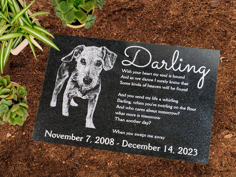 Custom Pet Memorial Picture Stone Black Personalized Dog Memorial Pet Grave Marker for Dog Cat Horse