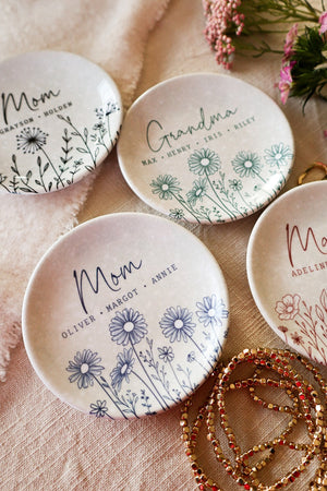 Mothers Day Gift - Personalized Ring Dish - Gift for Mom - New Mama - Perfect Grandma Gift - Mothers Day Gift from Daughter - Wildflower