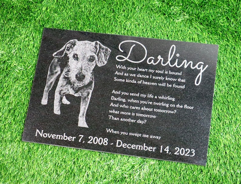 Custom Pet Memorial Picture Stone Black Personalized Dog Memorial Pet Grave Marker for Dog Cat Horse