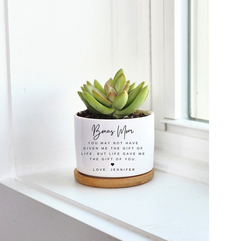 Bonus Mom Gift, Gift for Stepmom, Personalized Planter, Custom Flower Pot, Mother's Day Gift for Stepmom, Gift from Bonus Daughter