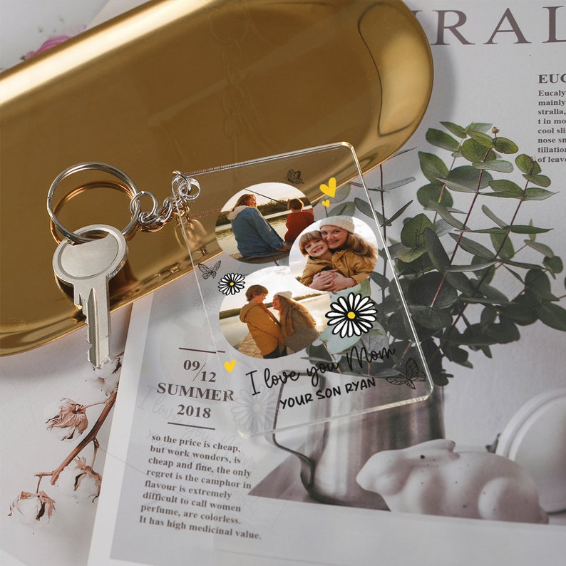 I love You Mom Personalized Picture Keychain For Mom, Mothers Day Gifts, Grandma Gift, Mama Gift, Gift for Her, Acrylic Keychain, Family Photo Keychain