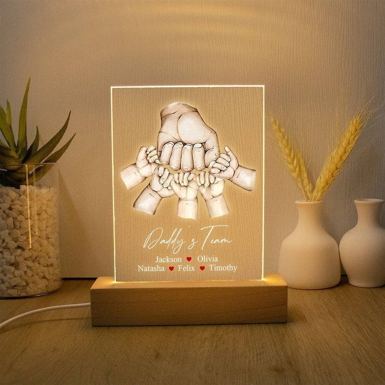 Personalized Fist Bump Daddys Team Acrylic Night Light, Custom Fist Bump Family Hand 3D LED Light Wooden Base, Father's Day Gift