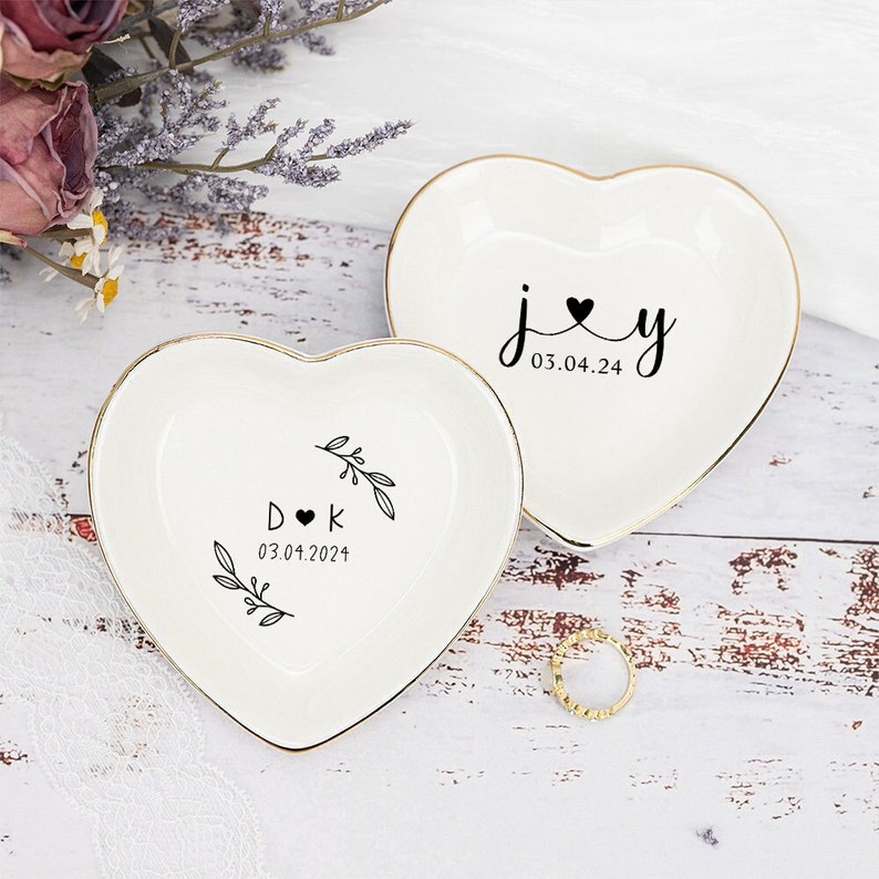 Personalized Ceramic Ring Dish, Wedding Ring Dish, Initials and Date Jewelry Dish, Valentines Day Gift for Wife Girlfriend, Anniversary Gift