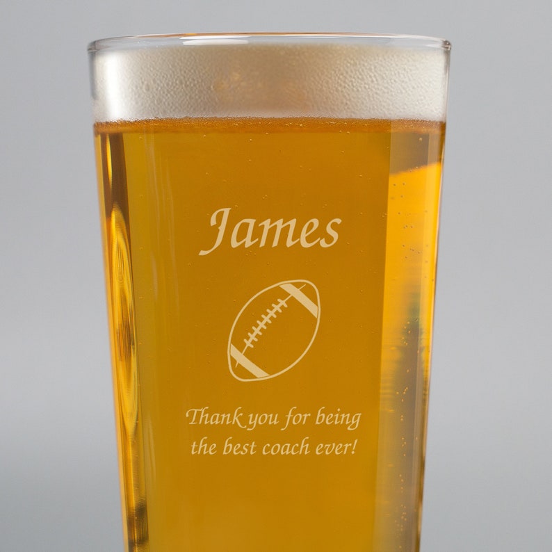 Personalised Rugby Glass Pint Gifts Ideas Presents For Birthday 18th 21st 30th 40th Mens Him Dad Son Managers Coach Season