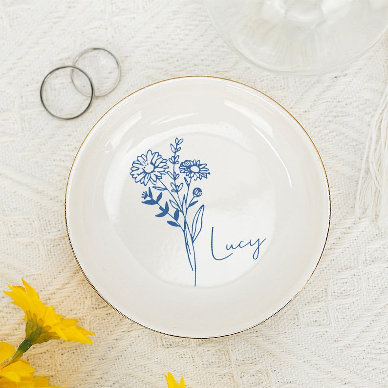 Custom Birth Flower Ring Dish,Wedding Ring Dish,Bridesmaid Gift,Wedding Engagement Gift,Gift for Women,Moms Birthday Gift,Best Firend Gift