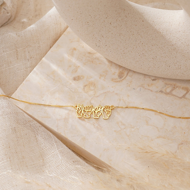 Custom Sign Language Necklace, Name Necklace in Sign Language, Friendship Necklace for Mom, Personalized Necklace for Her, Mothers Day Gift