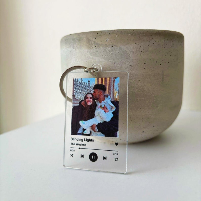 Personalized Song Keychain, Custom Photo Keychain, Music Keychain, Unique Gifts for Her, Album Keychain, Gift for Couple, Song Keyring