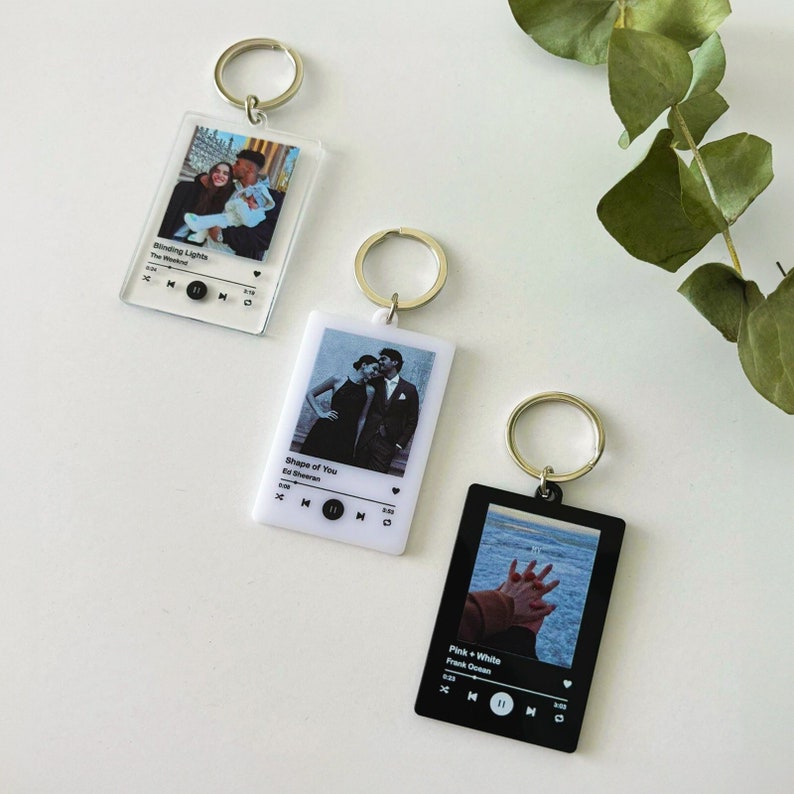 Personalized Song Keychain, Custom Photo Keychain, Music Keychain, Unique Gifts for Her, Album Keychain, Gift for Couple, Song Keyring