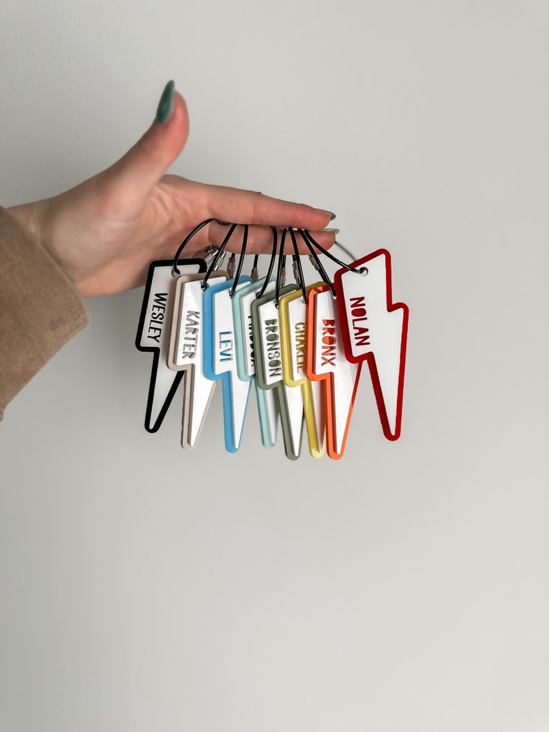 Lightning Bolt Backpack Tag for kids, Personalized Keychain, name keychain, Name Tag, keychain, Backpack Tag for kids, Lightning Bolt