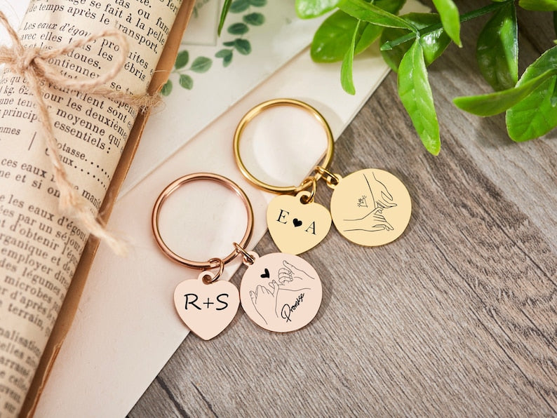 Personalized Keyrings,Pinky Promise Keychain,Pinky Promise Keyring, Engraved Valentine's Day Keychain,Birthday,Custom Key Chain, Couple Gift