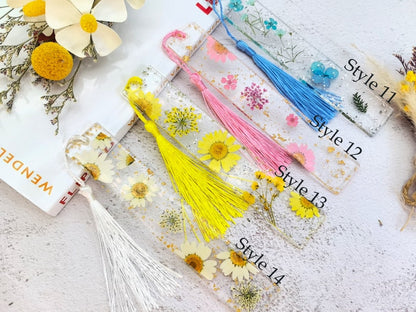Custom Pressed Flower Resin Bookmark White Daisy Spring Wildflower Resin Bookmark Book Accessories Personalized Bookmarks for teacher