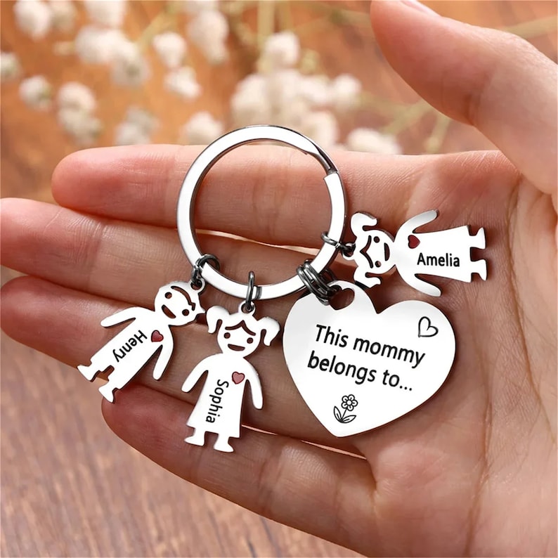 Custom 1-5 Names Keychain Set for Dad , This Daddy belongs to... Kids Charm Keyring Gifts for Him,Husband,Father's Day Gift Idea For Daddy