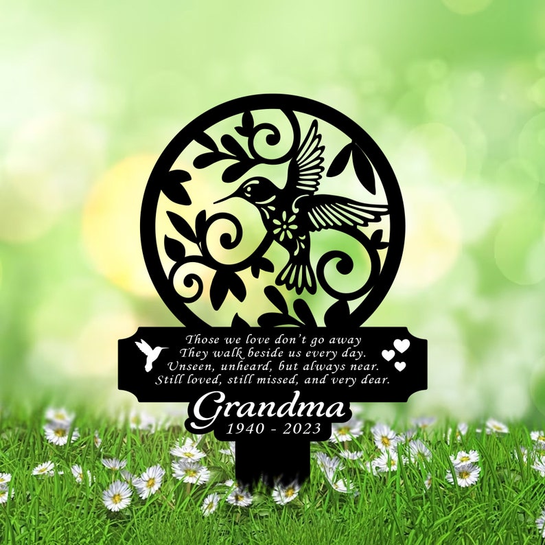 Personalized Hummingbird Memorial Metal Stake, Hummingbird Name Sign, Garden Metal Stake, Sympathy Gift, Grave Marker, Memorial Stake