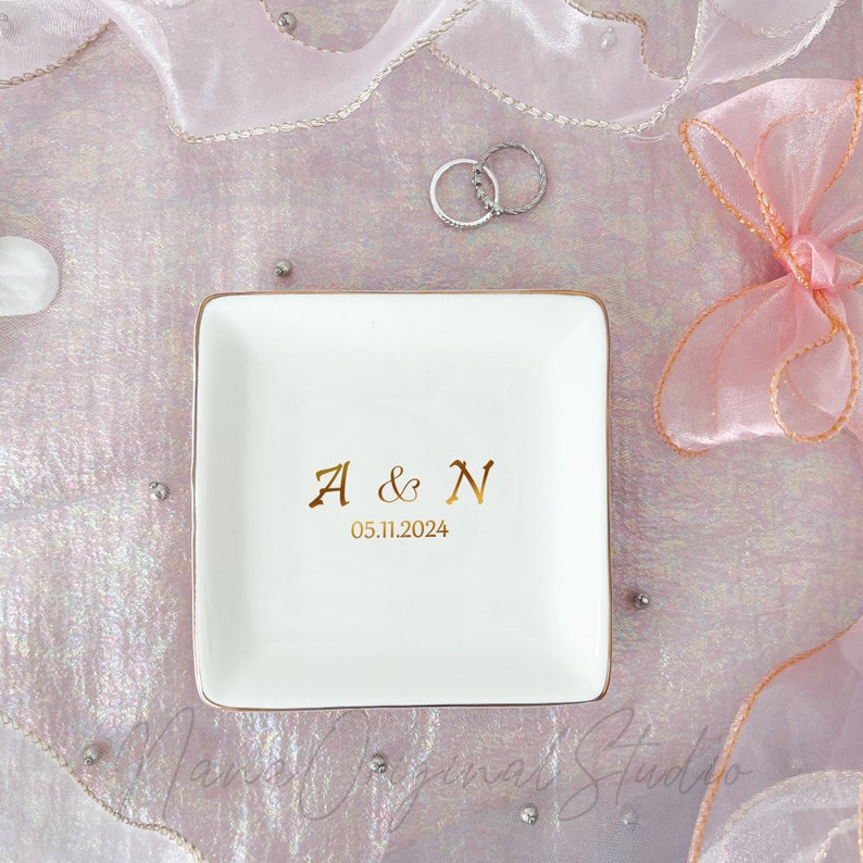 Custom Initial Name Wedding Ring Dish, Engaged Jewelry Plate For Her, Trinket Holder For Bride, Bridal Shower Gift, Anniversary Gift