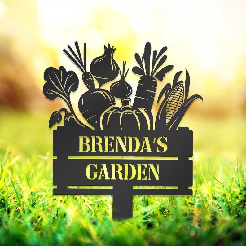 Personalized Garden Sign, Custom Vegetable Garden Stake, Vegetables Sign, Gardeners Gift, Garden Decor, Gift for mom/ Grandma