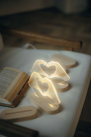 Personalized Heart Hands Night Light - Valentine's Day Gift for Couple - Custom Anniversary Gift for Him or Her - Heart Hands Lamp with Date