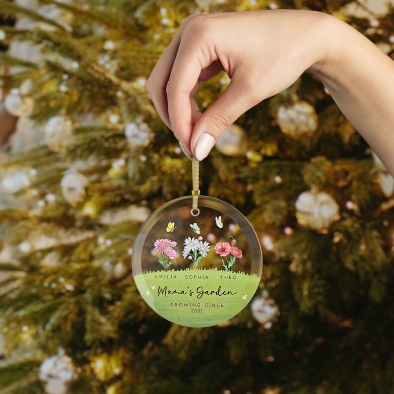 Custom Birth Flower Ornament, Mom Personalized Ornament, Mama's Garden, Glass Mom Christmas Ornament, Christmas Gift for Mom, Mom's Garden