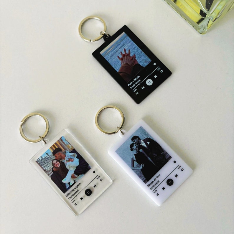Personalized Song Keychain, Custom Photo Keychain, Music Keychain, Unique Gifts for Her, Album Keychain, Gift for Couple, Song Keyring
