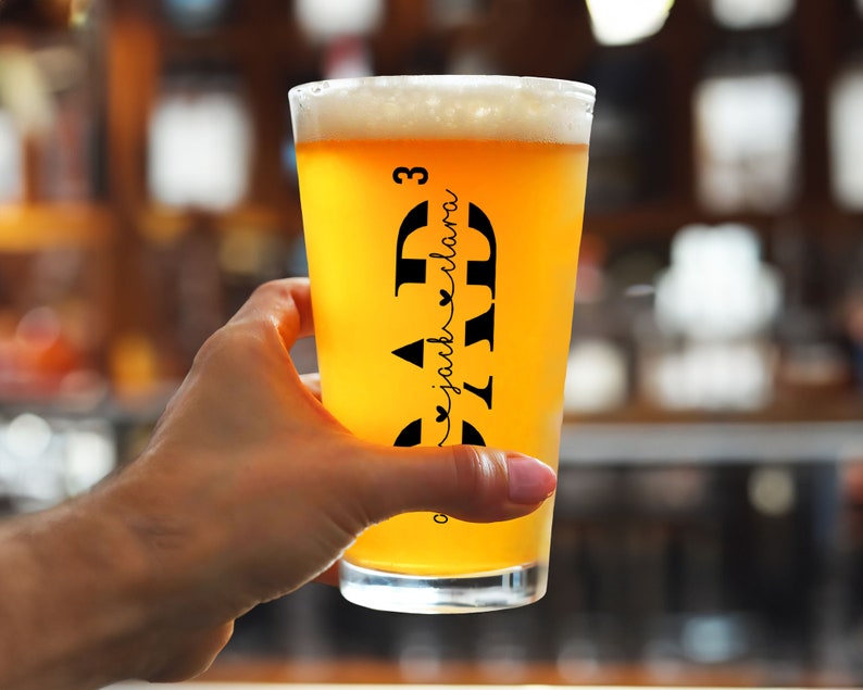 Custom Kids Names Beer Glass, Dad Gift From Daughter Son, Fathers Day Gift, Personalized Gift For Dad, Dad Birthday Gift, Dad Beer Glass